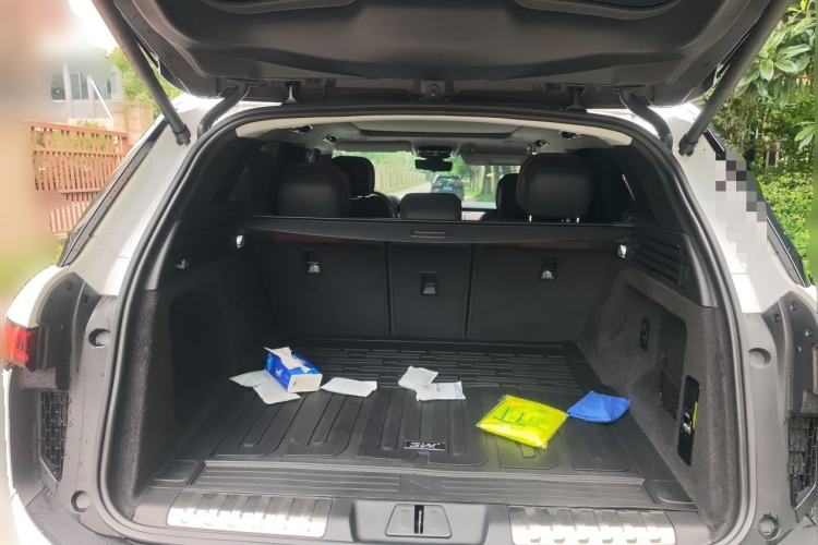 Used Land Rover Range Sport 2024 400PS Dynamic SE Trunk
