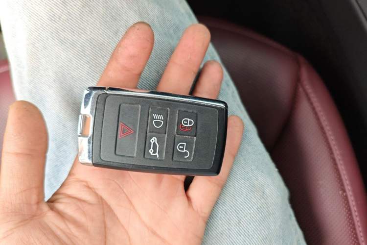 Used Land Rover Range Sport 2024 400PS Dynamic HSE Vehicle Key