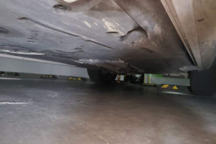 Used Land Rover Range Sport 2025 400 PS Dynamic SE Chassis Front Left