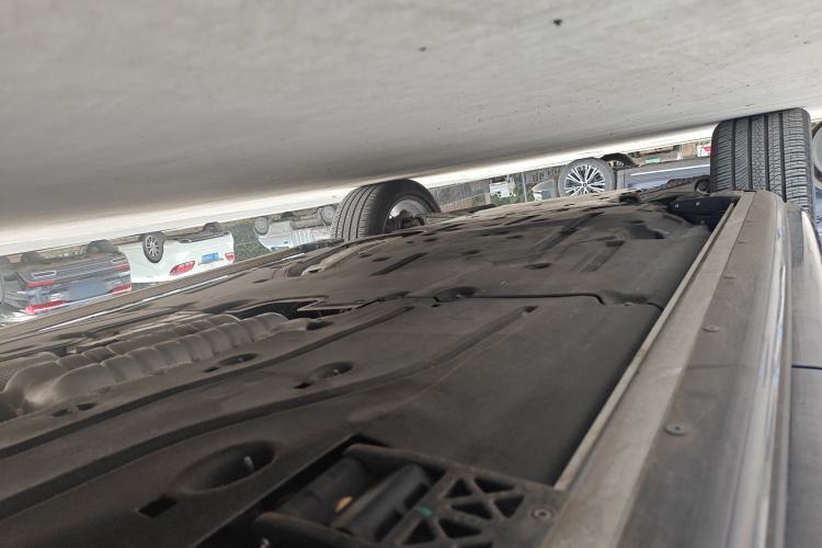 Used Land Rover Range Sport 2025 400 PS Dynamic SE Chassis Rear Left