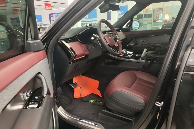 Used Land Rover Range Sport 2025 400 PS Dynamic SE Driver Seat