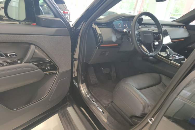 Used Land Rover Range Sport 2025 360 PS S Driver Seat