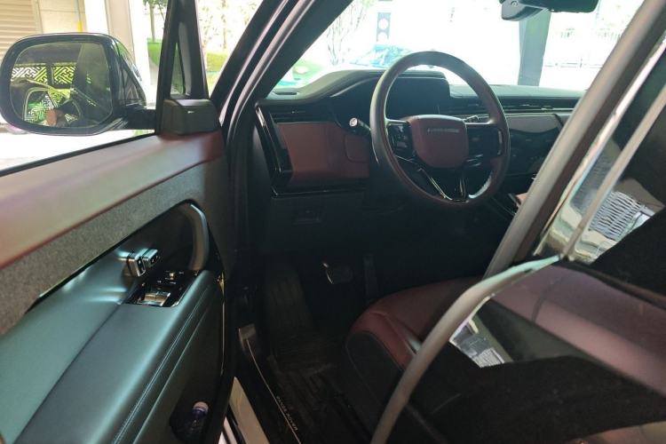 Used Land Rover Range Sport 2025 400 PS Dynamic SE Driver Seat