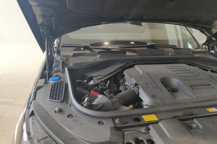 Used Land Rover Range Sport 2025 360 PS S Engine Bay Right