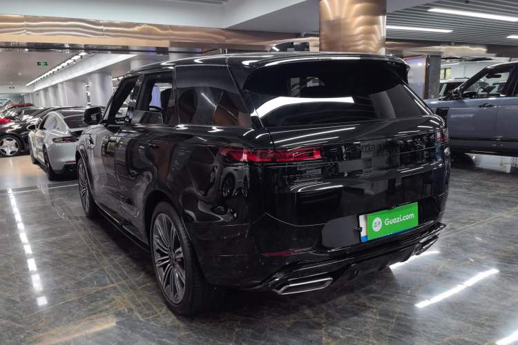Used Land Rover Range Sport 2025 400 PS Flagship Version Exterior 5