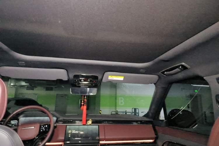 Used Land Rover Range Sport 2025 400 PS Dynamic SE Headliner