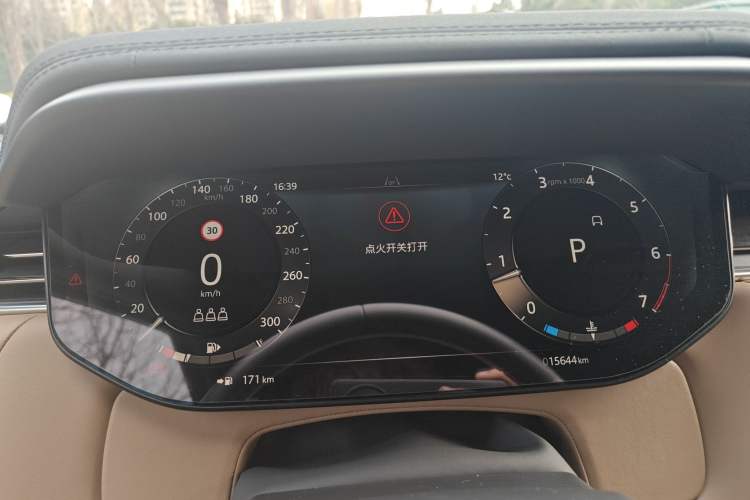 Used Land Rover Range Sport 2025 400 PS Dynamic SE Instrument Cluster
