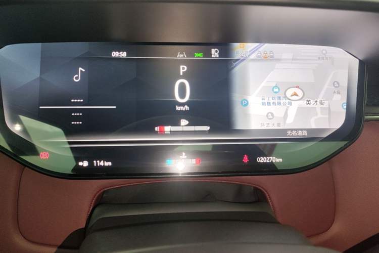 Used Land Rover Range Sport 2025 400 PS Dynamic SE Instrument Cluster