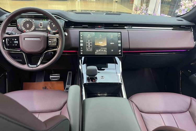 Used Land Rover Range Sport 2025 400PS Stealth Edition Interior 1