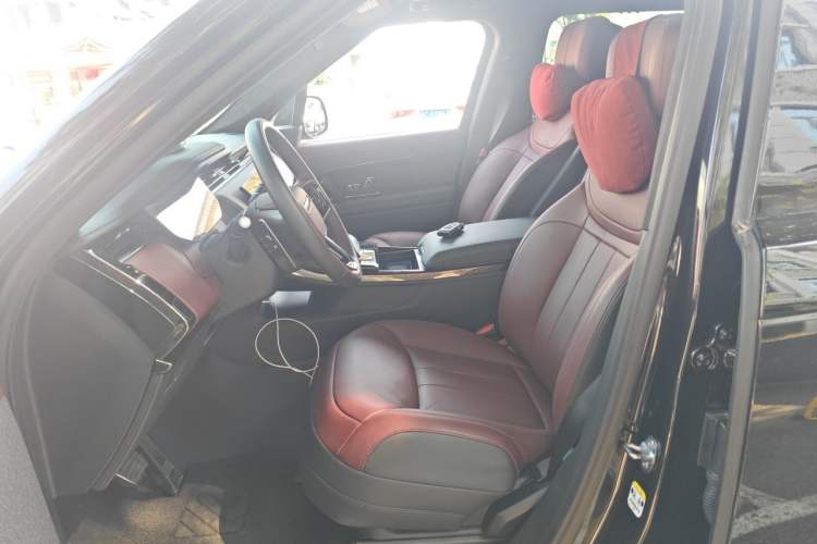 Used Land Rover Range Sport 2025 400 PS Flagship Version Left Front Seat