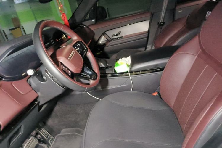 Used Land Rover Range Sport 2025 400 PS Dynamic SE Left Front Seat