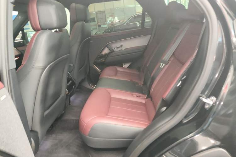 Used Land Rover Range Sport 2025 400 PS Dynamic SE Left Rear Seat