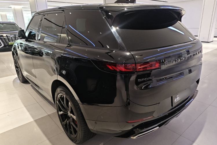 Used Land Rover Range Sport 2025 400 PS Dynamic SE Rear Left 45 Deg