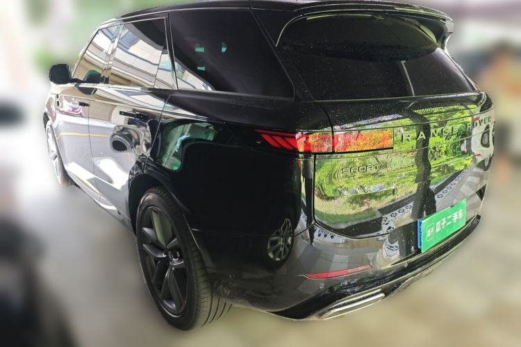 Used Land Rover Range Sport 2025 400 PS Dynamic SE Rear Left 45 Deg