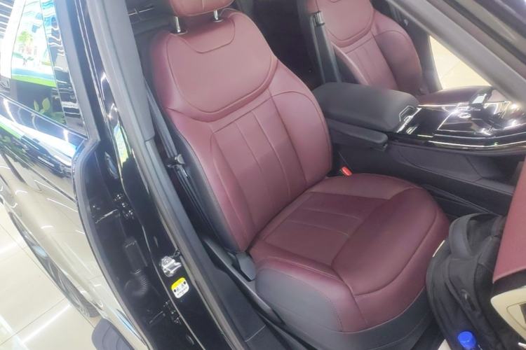 Used Land Rover Range Sport 2025 400 PS Dynamic SE Right Front Seat