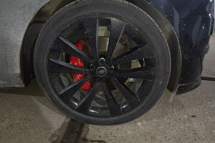 Used Land Rover Range Sport 2025 400PS Stealth Edition Right Front Wheel Hub