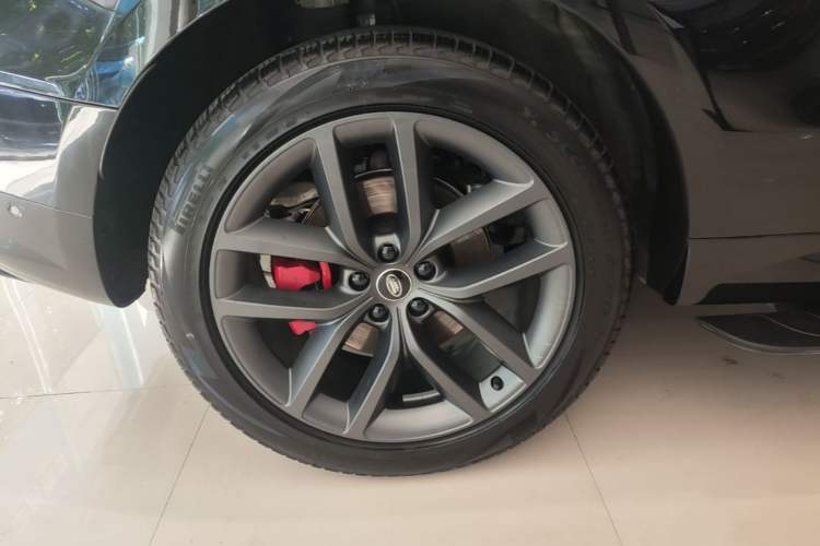Used Land Rover Range Sport 2025 400 PS Dynamic SE Right Rear Wheel Hub