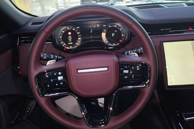Used Land Rover Range Sport 2025 400 PS Dynamic SE Steering Wheel