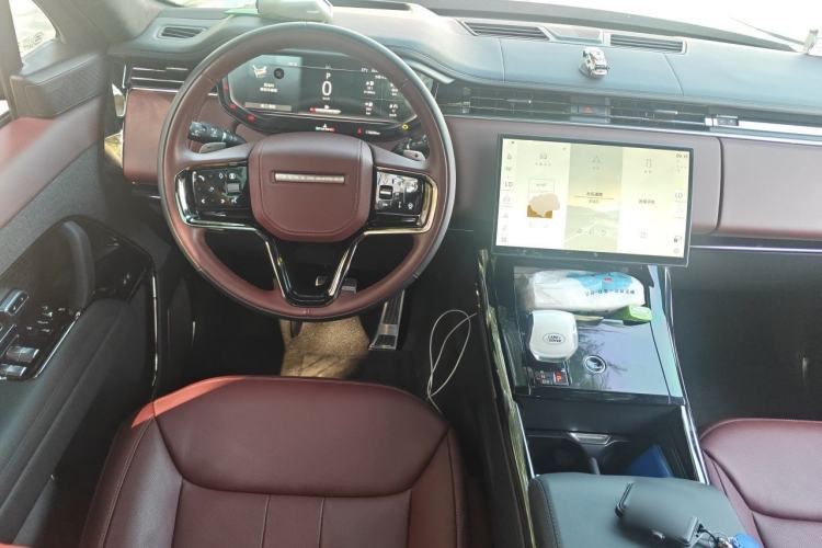 Used Land Rover Range Sport 2025 400 PS Flagship Version Steering Wheel