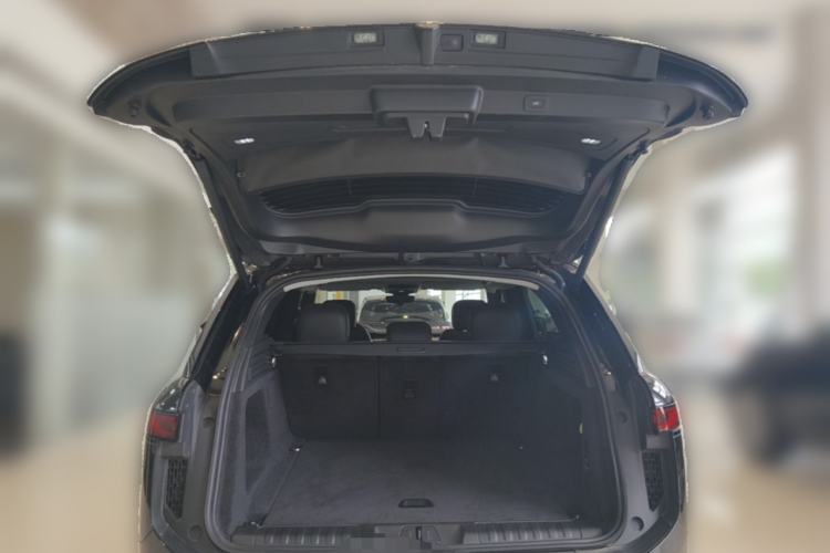 Used Land Rover Range Sport 2025 360 PS S Trunk