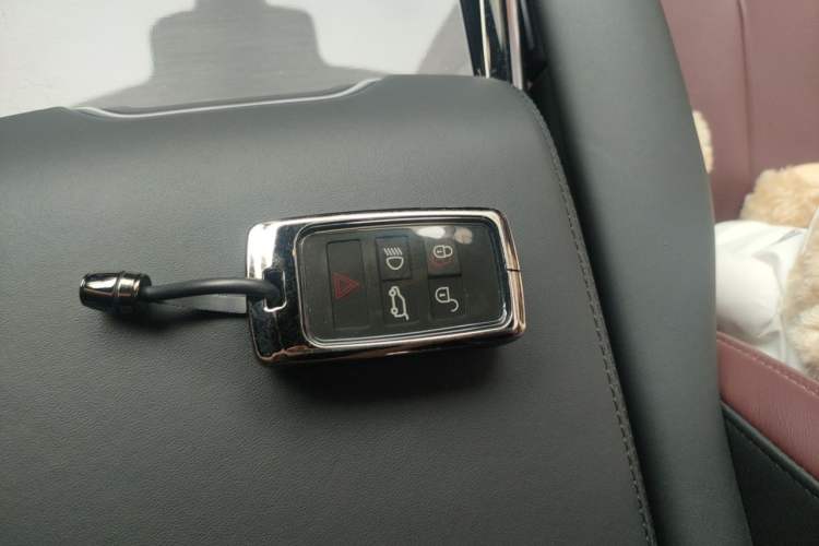 Used Land Rover Range Sport 2025 400PS Stealth Edition Vehicle Key