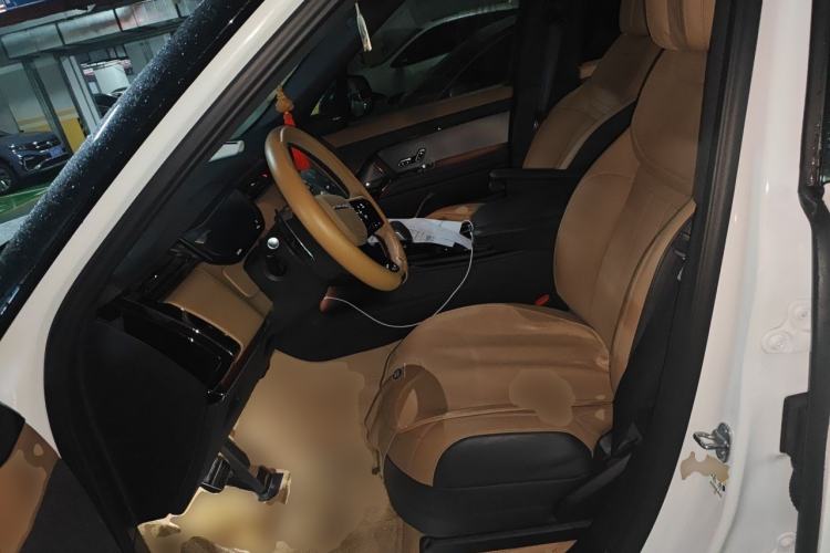 Used Land Rover Range Sport 2025 400 PS Dynamic SE Left Front Seat