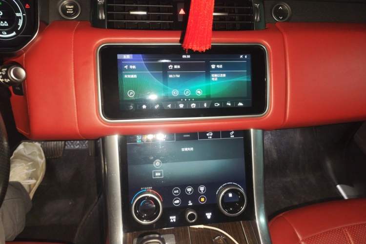 Used Land Rover Range SportNew Energy  Audio And AC Panel