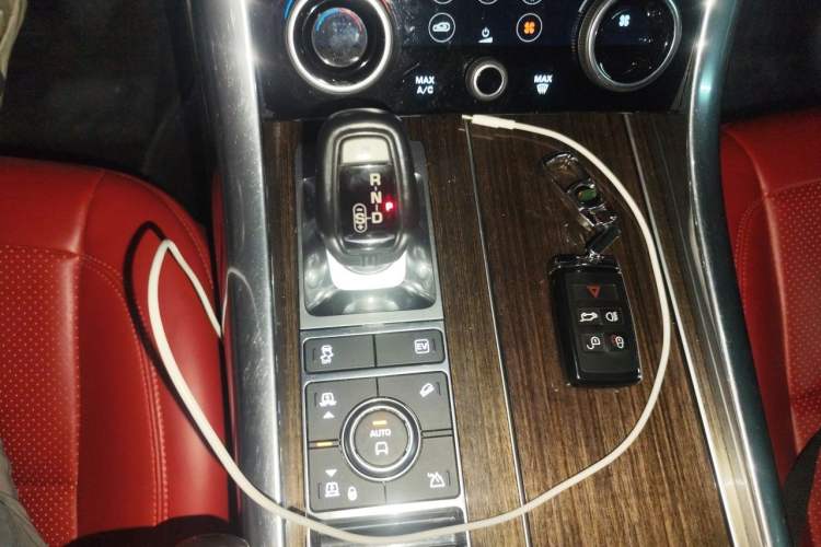 Used Land Rover Range SportNew Energy  Gear Lever
