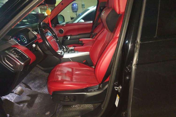 Used Land Rover Range SportNew Energy  Left Front Seat