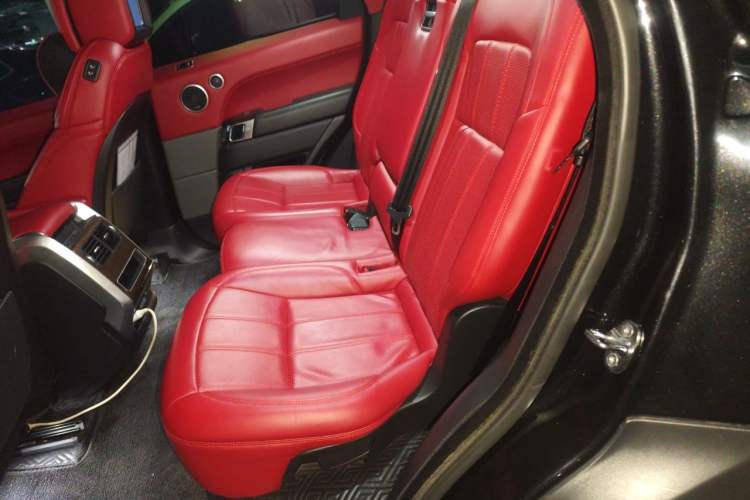 Used Land Rover Range SportNew Energy  Left Rear Seat