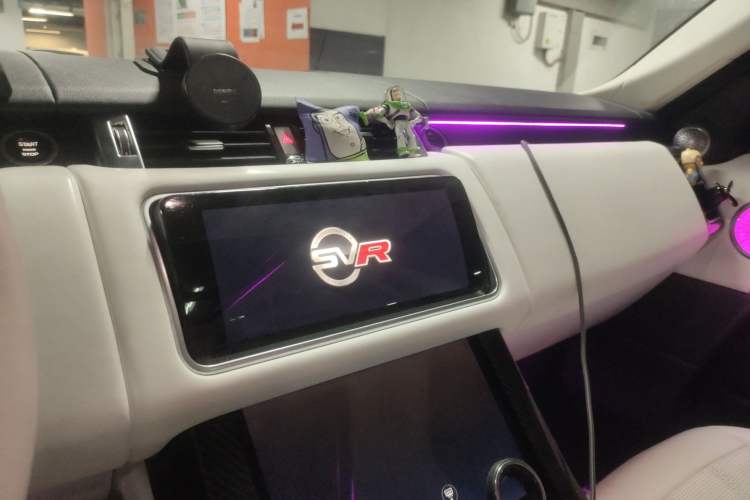 Used Land Rover Range SportNew Energy 2018 P400e Audio And AC Panel