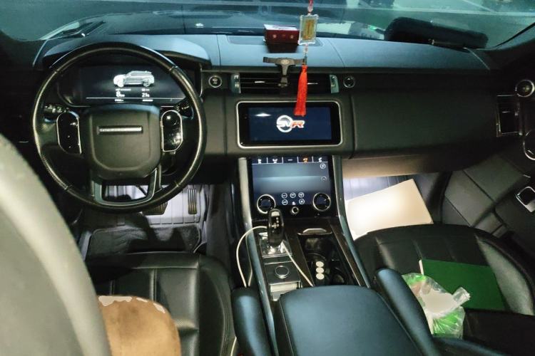 Used Land Rover Range SportNew Energy 2018 P400e Center Console