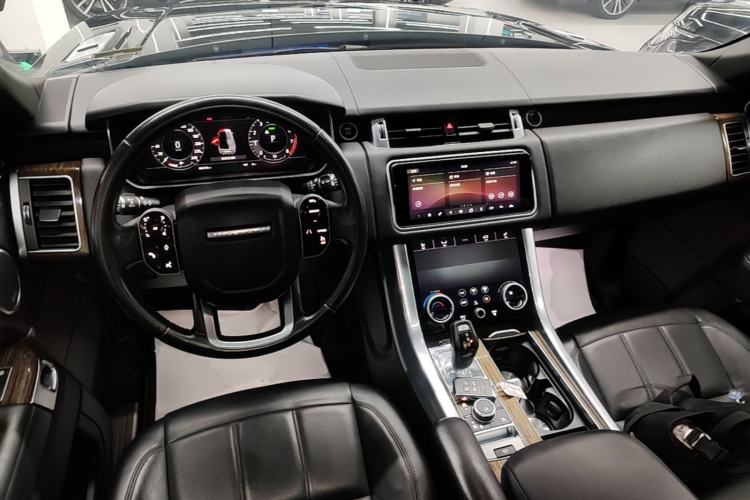 Used Land Rover Range SportNew Energy 2018 P400e Center Console