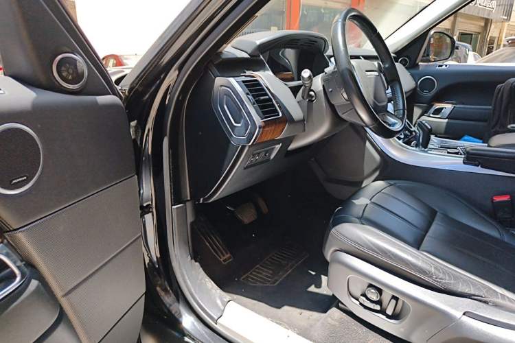 Used Land Rover Range SportNew Energy 2018 P400e Driver Seat