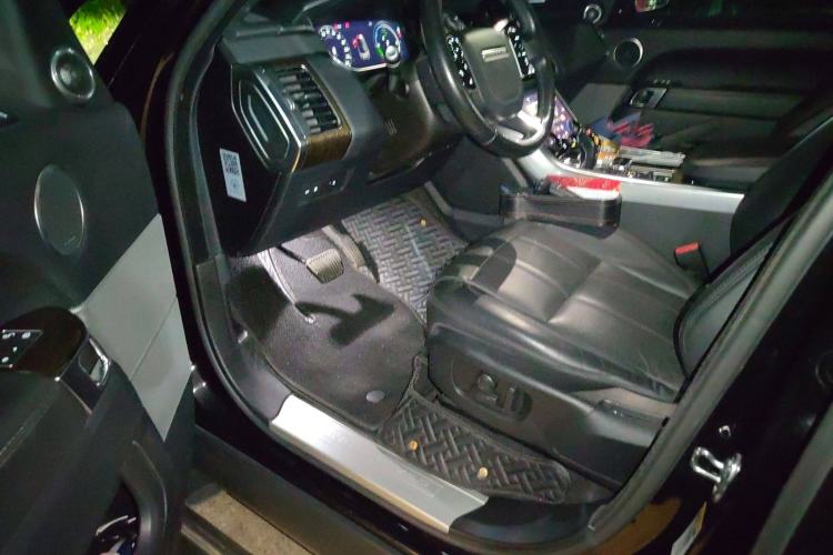 Used Land Rover Range SportNew Energy 2018 P400e Driver Seat
