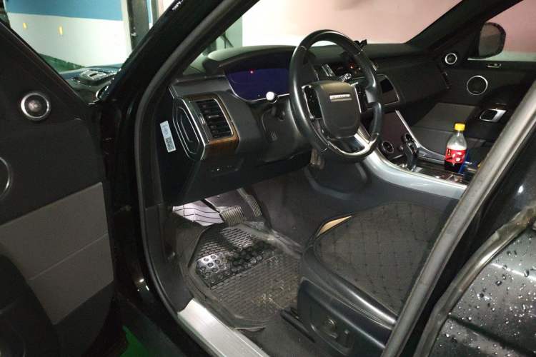 Used Land Rover Range SportNew Energy 2018 P400e Driver Seat