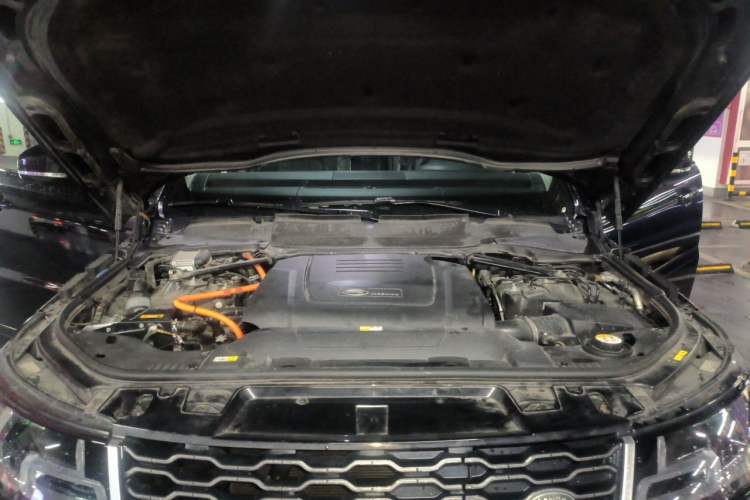 Used Land Rover Range SportNew Energy 2018 P400e Engine Bay