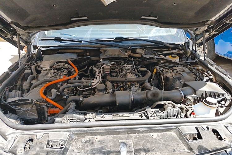 Used Land Rover Range SportNew Energy 2018 P400e Engine Bay