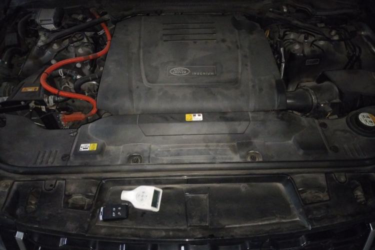 Used Land Rover Range SportNew Energy 2018 P400e Engine Bay