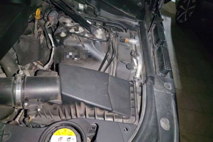 Used Land Rover Range SportNew Energy 2018 P400e Engine Bay Left