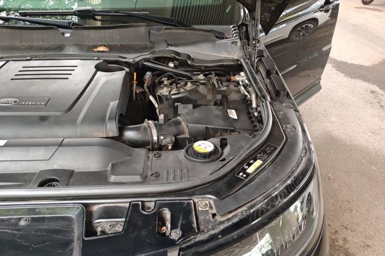 Used Land Rover Range SportNew Energy 2018 P400e Engine Bay Left