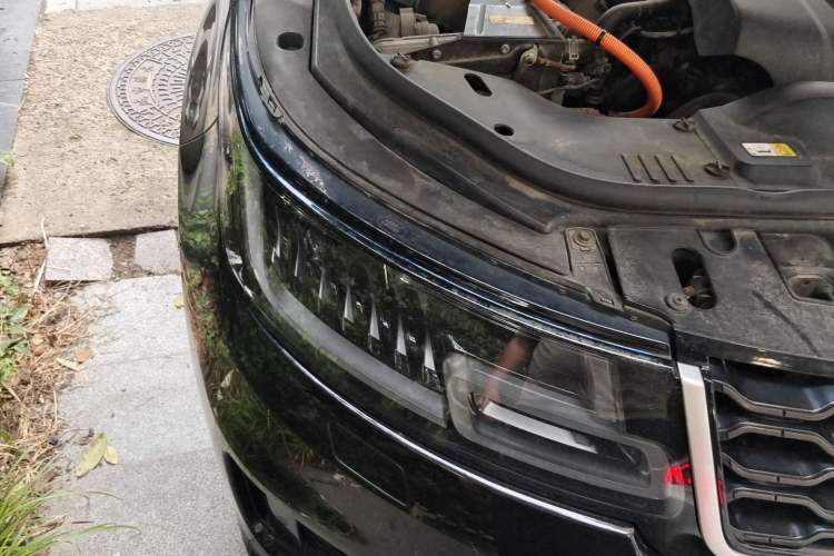 Used Land Rover Range SportNew Energy 2018 P400e Engine Bay Right