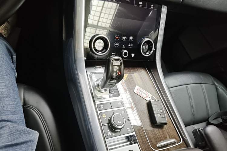 Used Land Rover Range SportNew Energy 2018 P400e Gear Lever