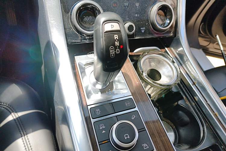 Used Land Rover Range SportNew Energy 2018 P400e Gear Lever