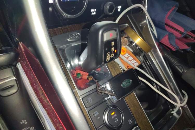 Used Land Rover Range SportNew Energy 2018 P400e Gear Lever