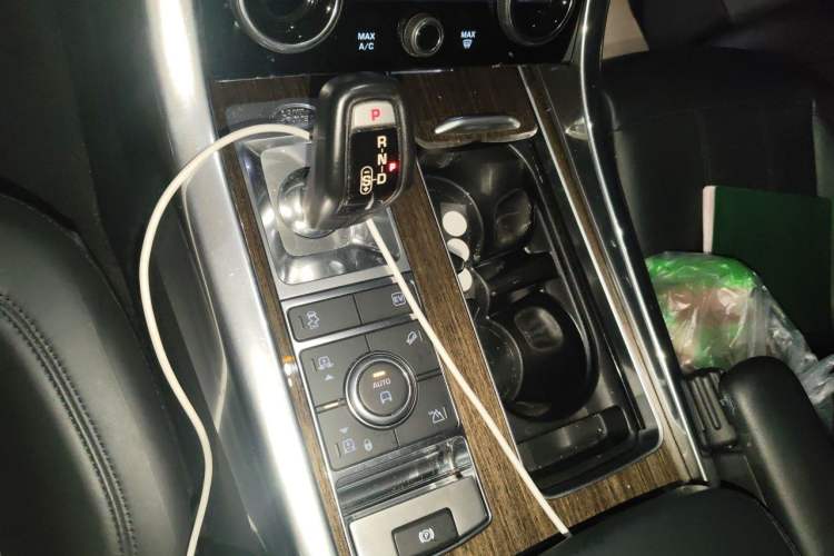 Used Land Rover Range SportNew Energy 2018 P400e Gear Lever