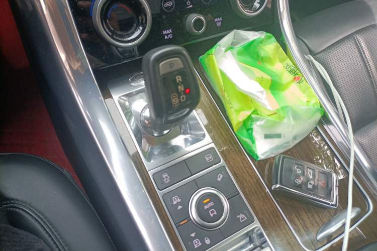 Used Land Rover Range SportNew Energy 2018 P400e Gear Lever
