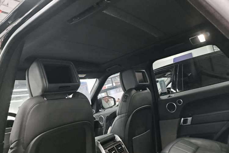 Used Land Rover Range SportNew Energy 2018 P400e Headliner