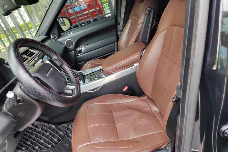 Used Land Rover Range SportNew Energy 2018 P400e Left Front Seat