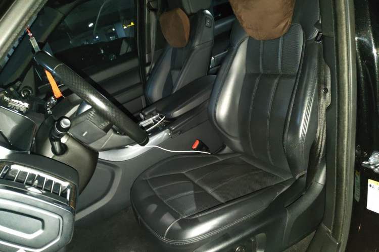 Used Land Rover Range SportNew Energy 2018 P400e Left Front Seat